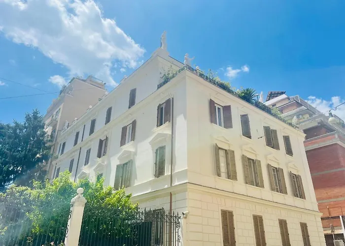 Domus Colosseo Boutique Hotel 3*