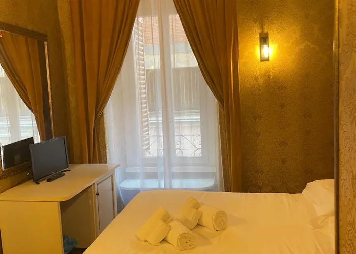 Domus Colosseo Boutique Hotel Ξενοδοχείο Ρώμη