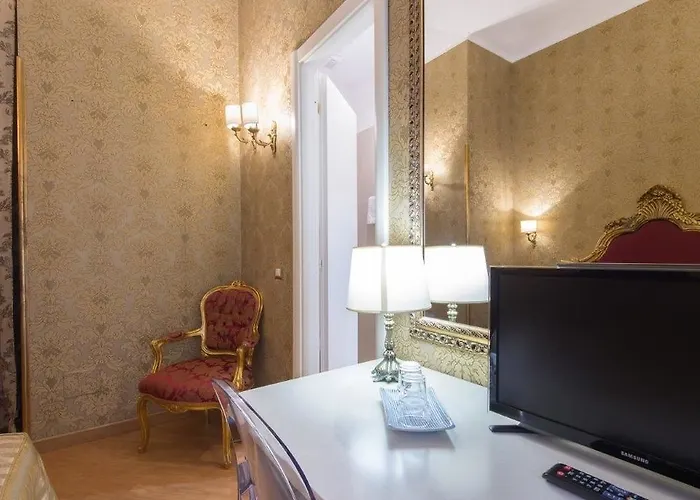 Domus Colosseo Boutique Hotel Ξενοδοχείο 3*